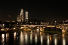 Wettsteinbrücke mit Roche Towers